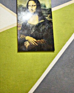 Diseño de interiores y exteriores en pintura, pasta texturizada.